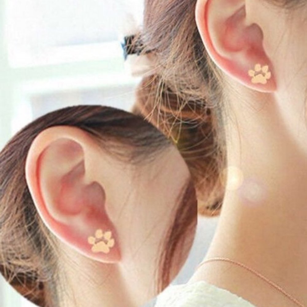 NEW ~ DOG PAW 🐾 STUD EARRINGS - Picture 2 of 8